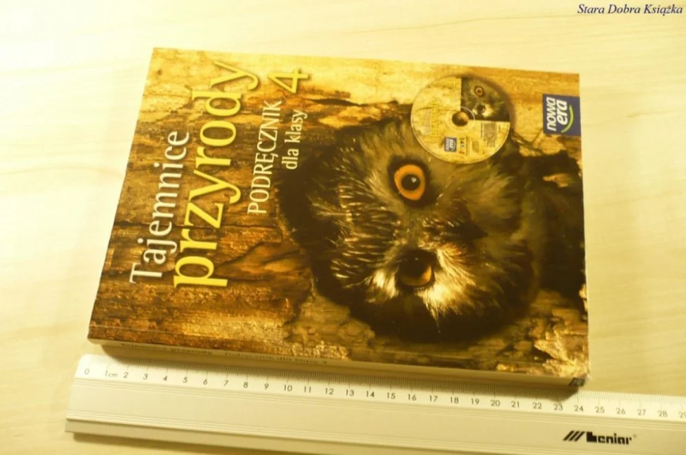 TAJEMNICE PRZYRODY 4 PODRĘCZNIK + PŁYTA CD (2009) Taniej