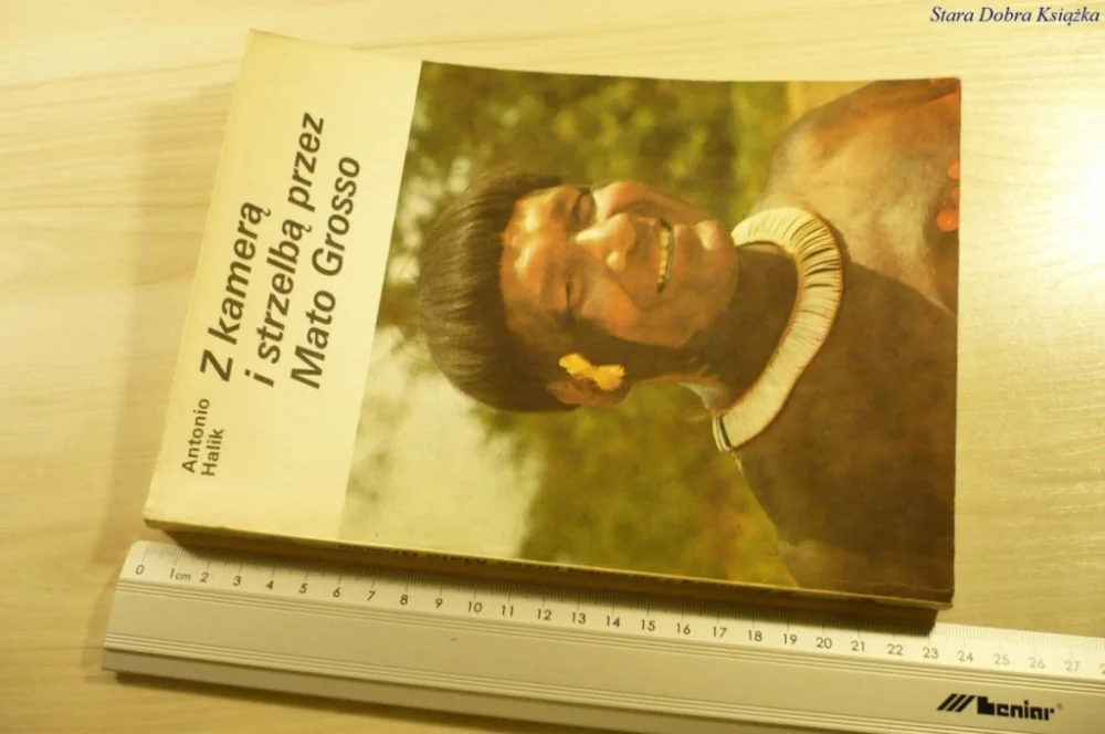 Łatwy zwrot Z KAMERĄ I STRZELBĄ PRZEZ MATO GROSSO - Halik 1987