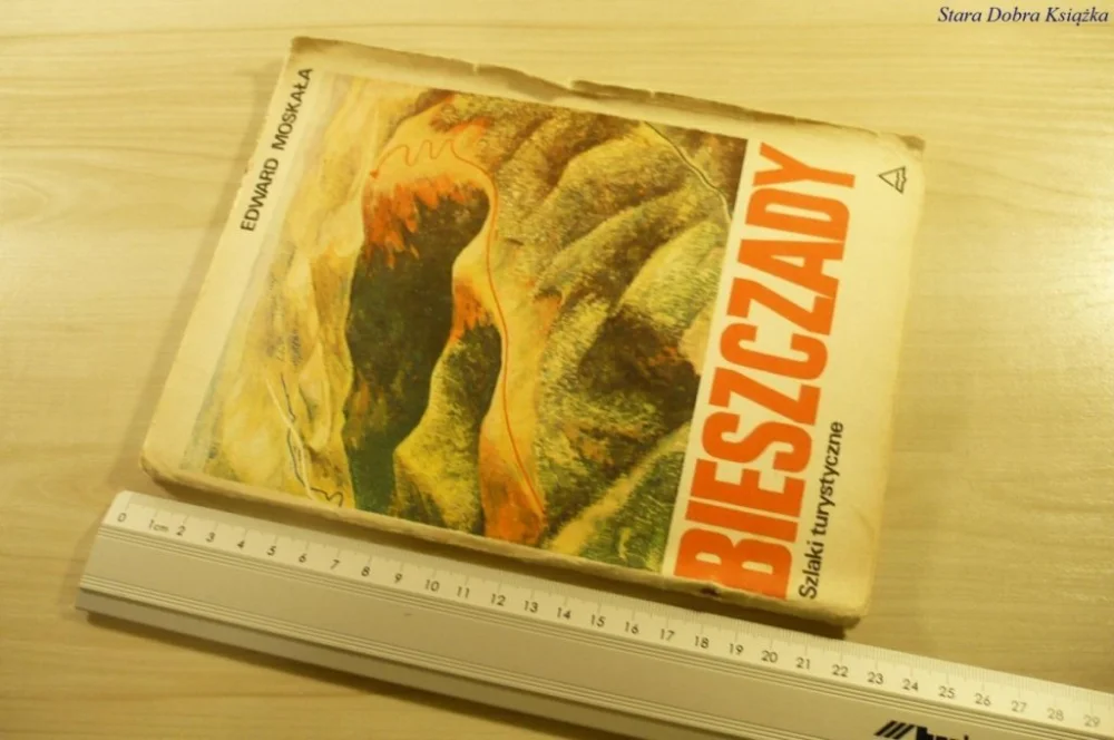 Cena promocyjna BIESZCZADY. SZLAKI TURYSTYCZNE Edward Moskała 1984
