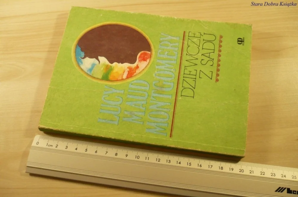 Ekspresowa dostawa DZIEWCZĘ SADU - Lucy Maud Montgomery (1989)