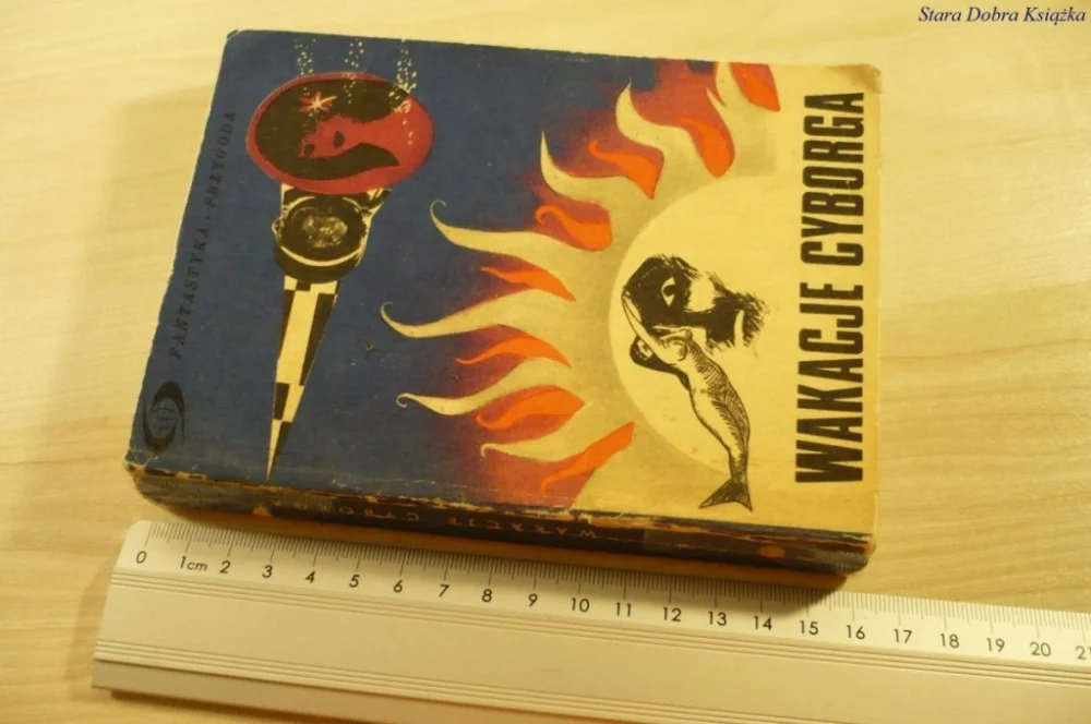 WAKACJE CYBORGA - Julian Rogoziński (1968) Premium