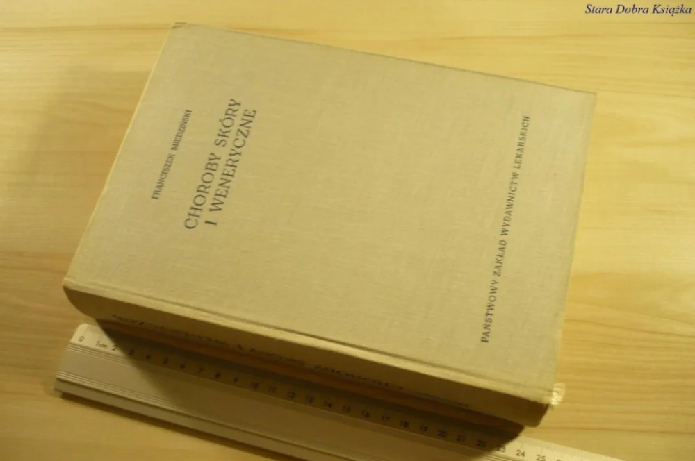 Tylko do końca tygodnia CHOROBY SKÓRY I WENERYCZNE - Miedziński (1972)